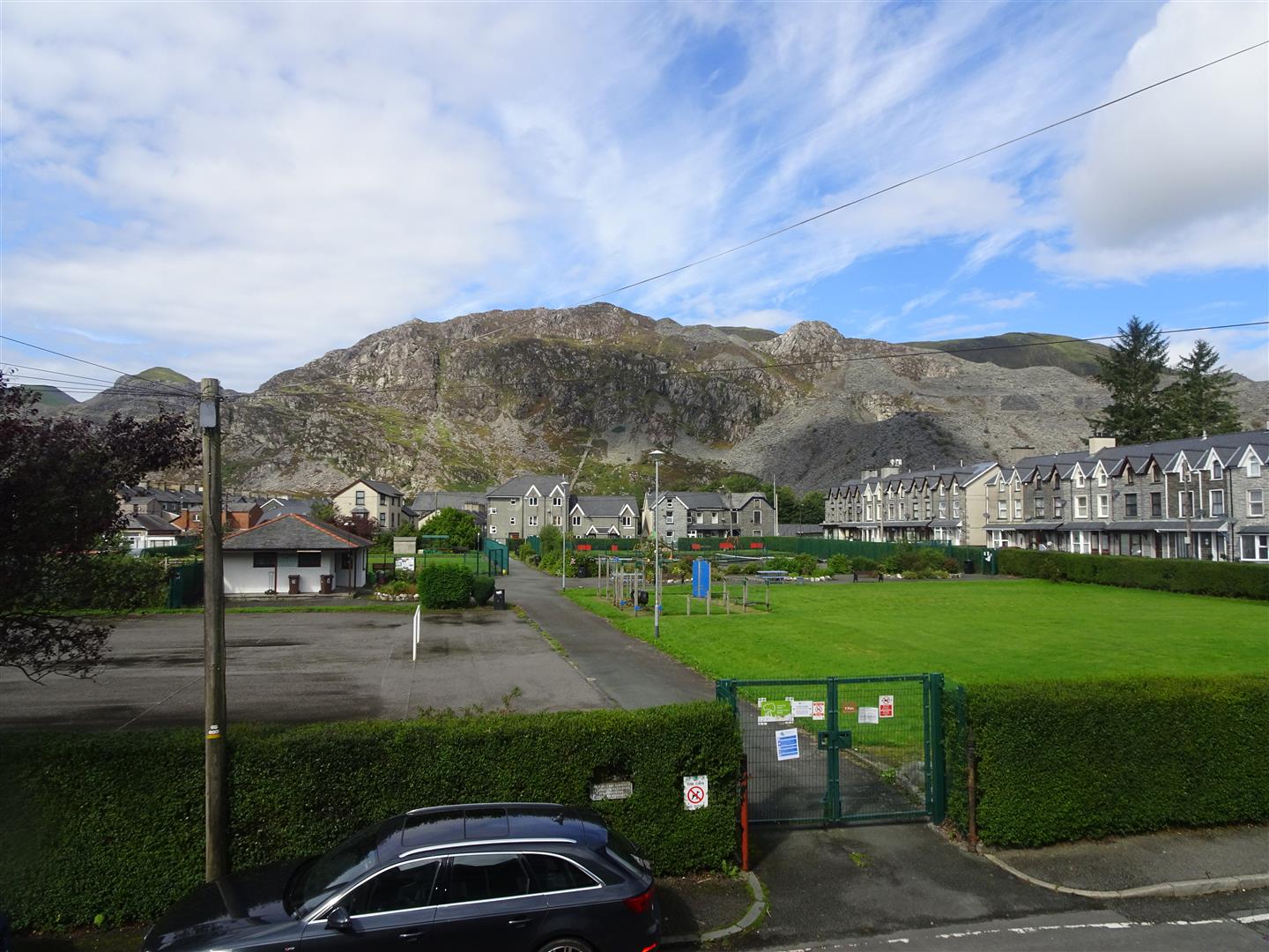 Tom Parry The Square, Blaenau Ffestiniog